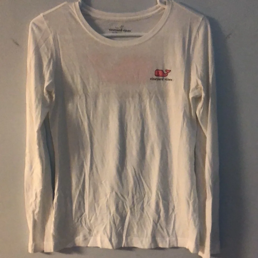 Vineyard Vines Whale White Graphic Long Sleeve - Picture 3 of 6